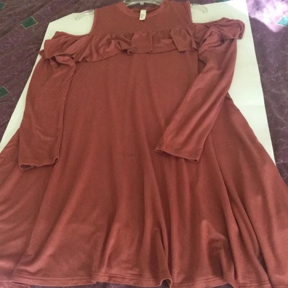 Elan Cold Shoulder Rust Swing Dress - Picture 5 of 8